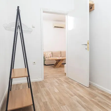 Mainavenue Living Local Apartment